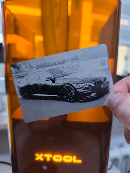 Dein Auto auf einer Aluminium karte